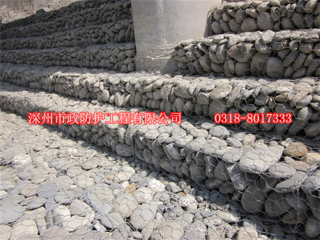 格賓網(wǎng)應(yīng)用橋梁、橋墩及橋梁扶垛斜面上有效防止被沖涮